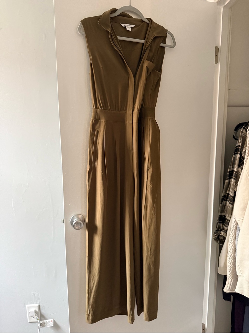 Athleta Olive Sleeveless Collared Jumpsuit